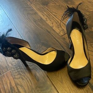 Gianni Bini black satin platform pumps size 8.5
